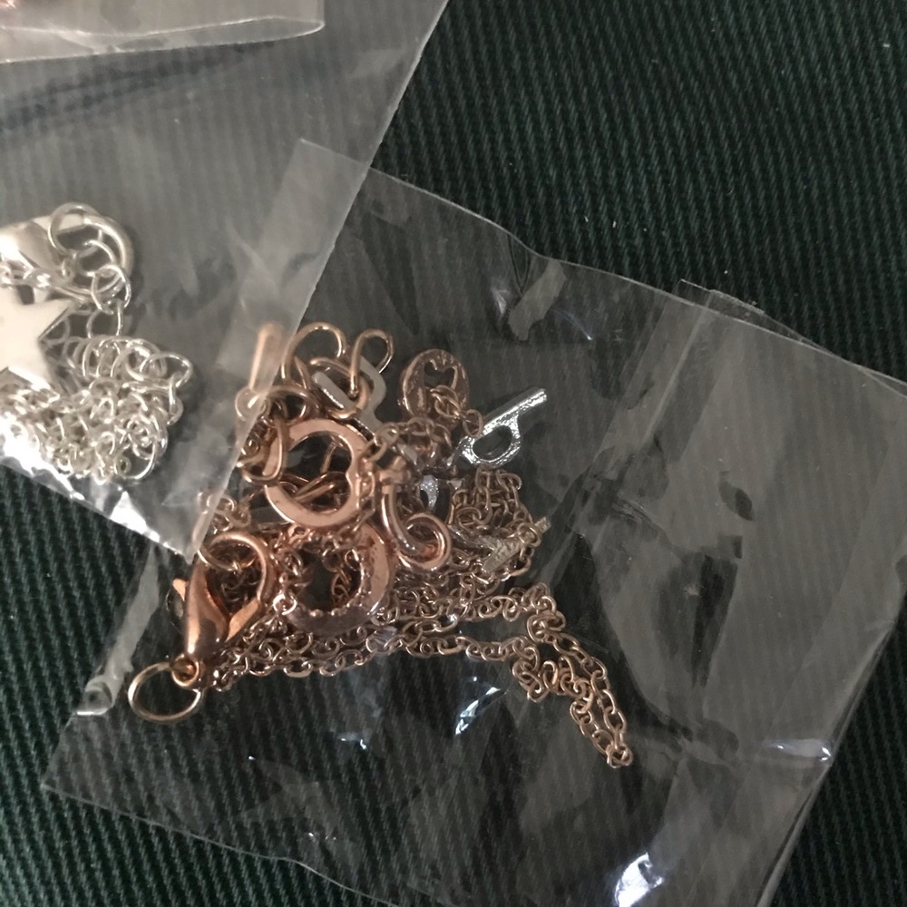 Assorted Women’s Necklaces - Picture 6 of 11